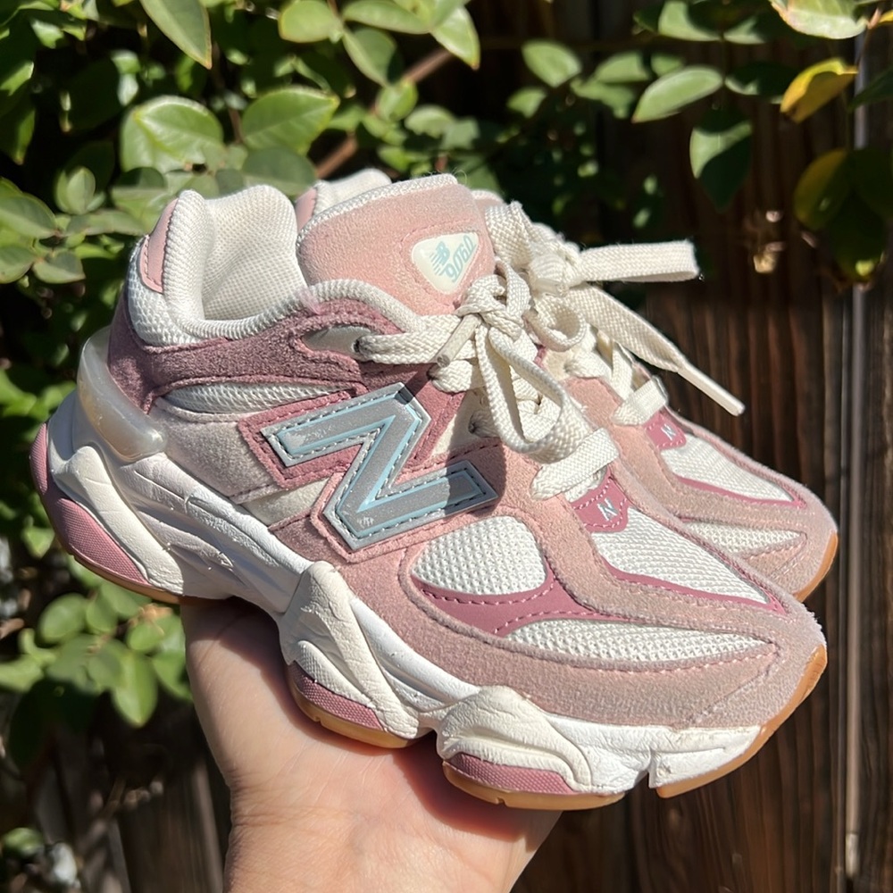 New Balance Kids Sneakers - Pink and White